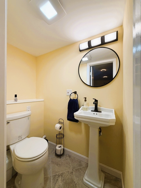 31 Green St Property Photo 10
