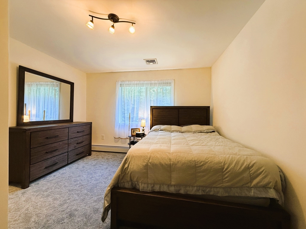31 Green St Property Photo 15