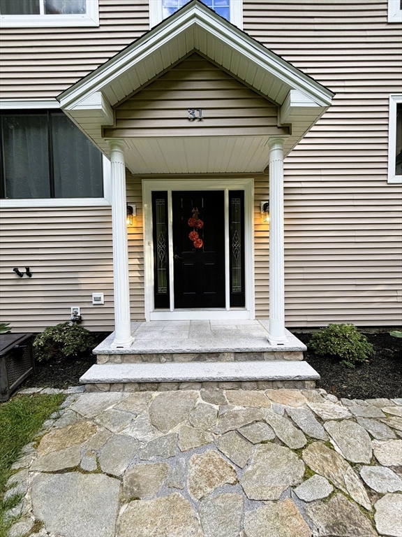 31 Green St Property Photo 28