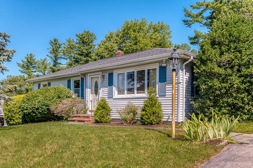 208 Stony Brook Road Property Photo 1