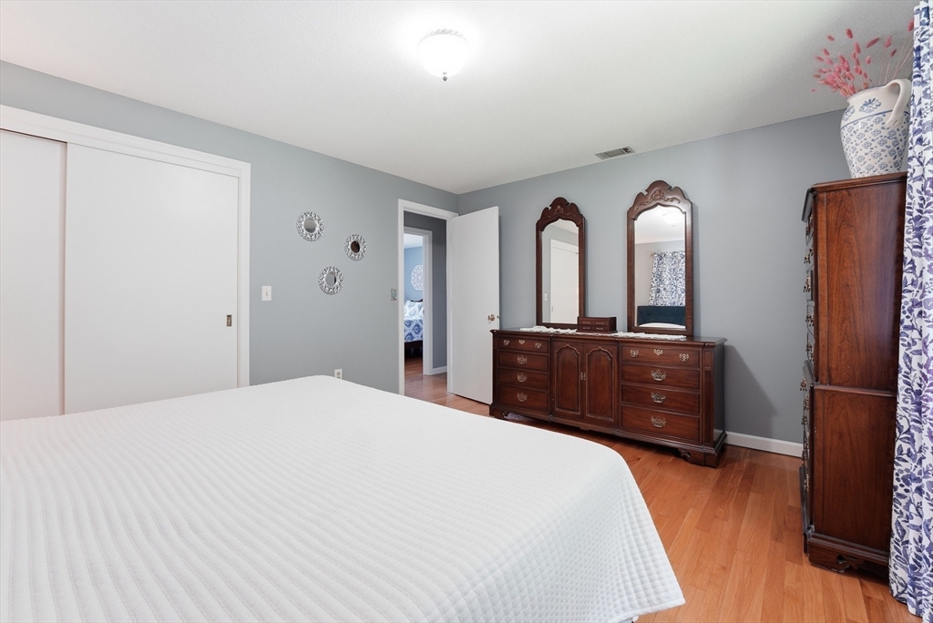 98 Mclean Parkway Property Photo 14