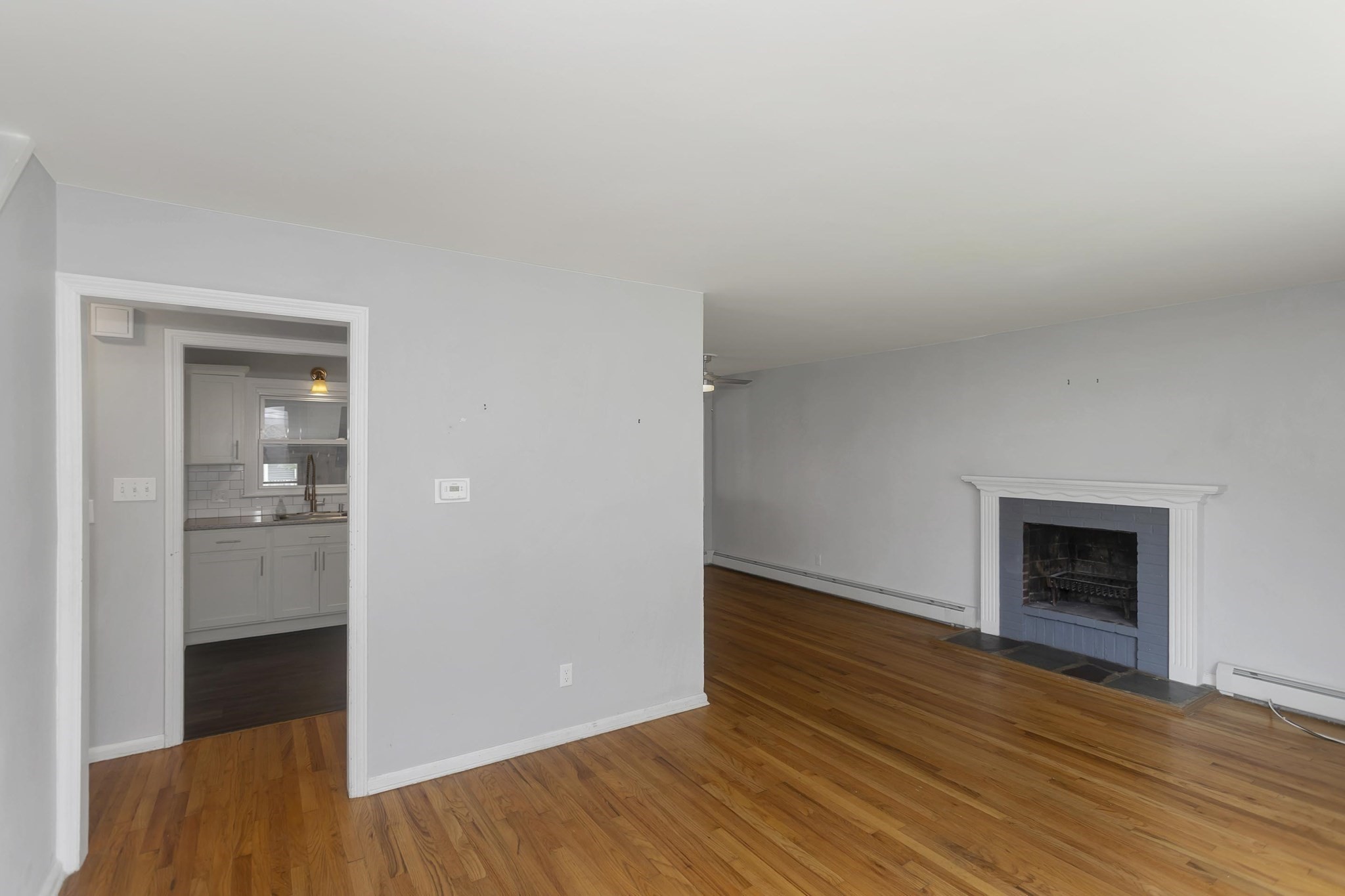 155 Old Farm Rd Property Photo 6