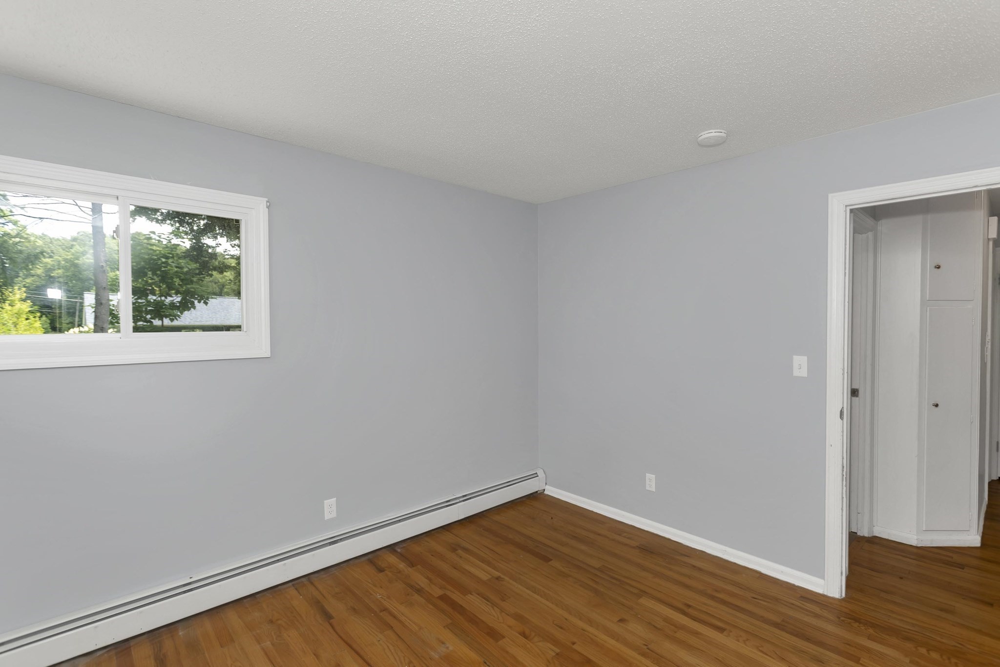 155 Old Farm Rd Property Photo 12