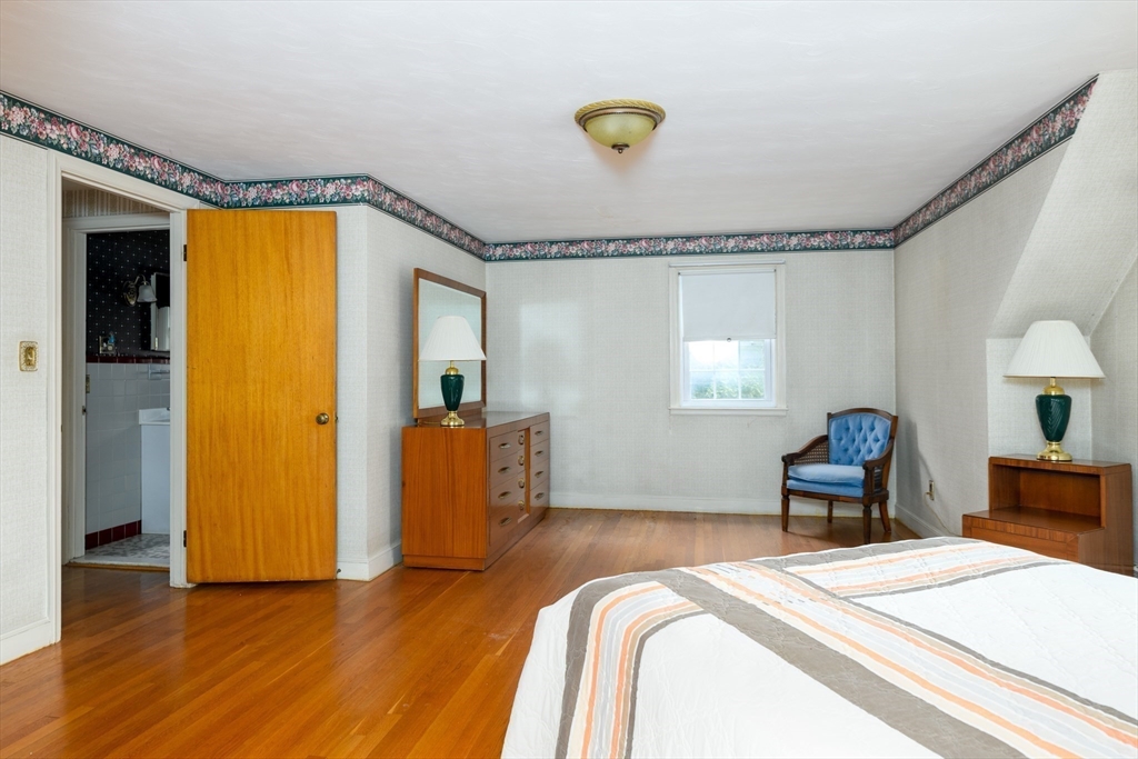 44 Zenith Drive Property Photo 13