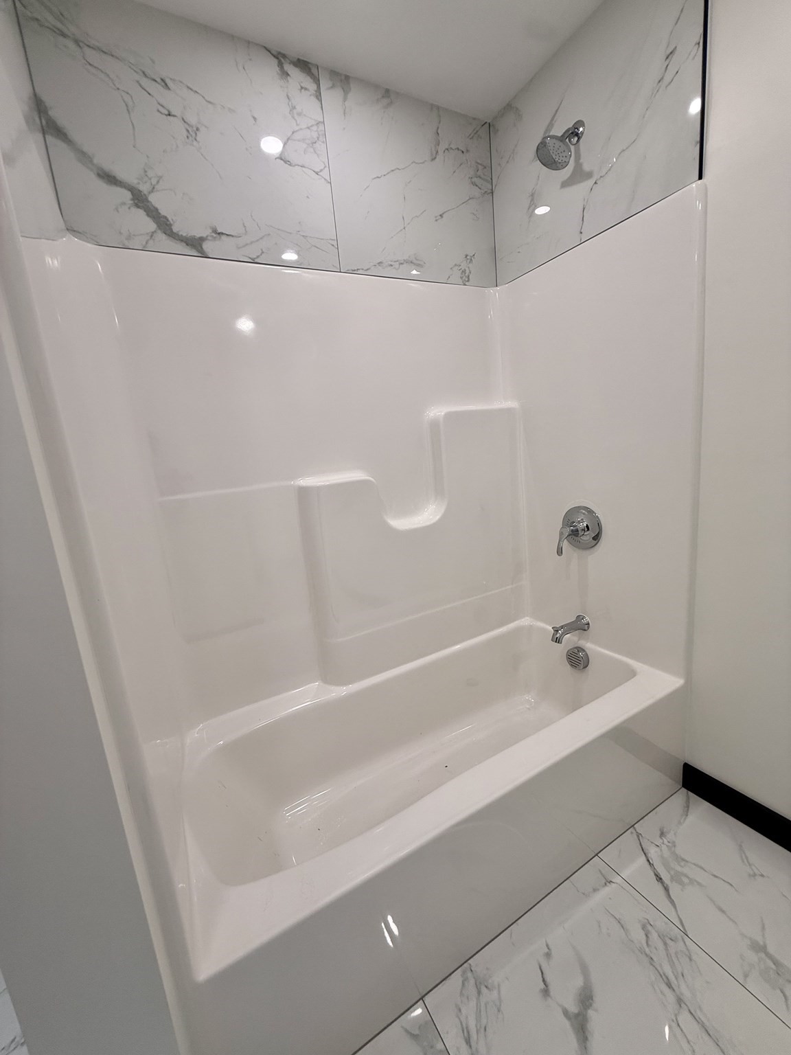 35 Greendale Ave # B Property Photo 20