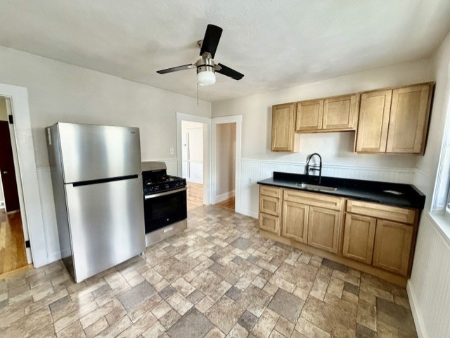 272 Willis Ave # 2 Property Photo 1