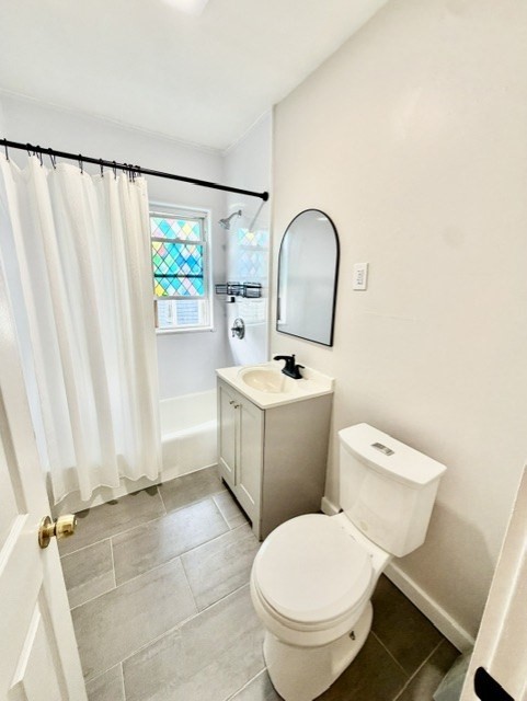 272 Willis Ave # 2 Property Photo 13