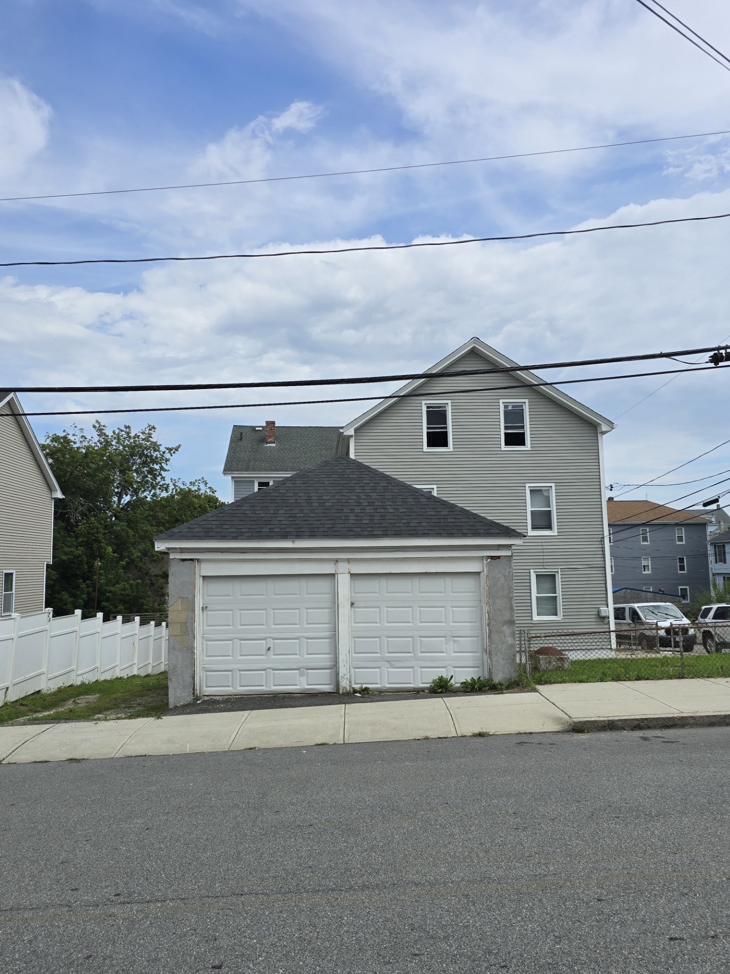 292 Tecumseh St Property Photo 1