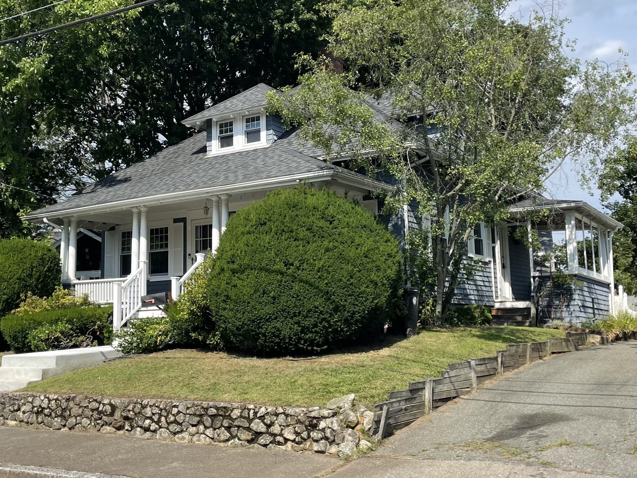 12 Tilton Ave Property Photo 3