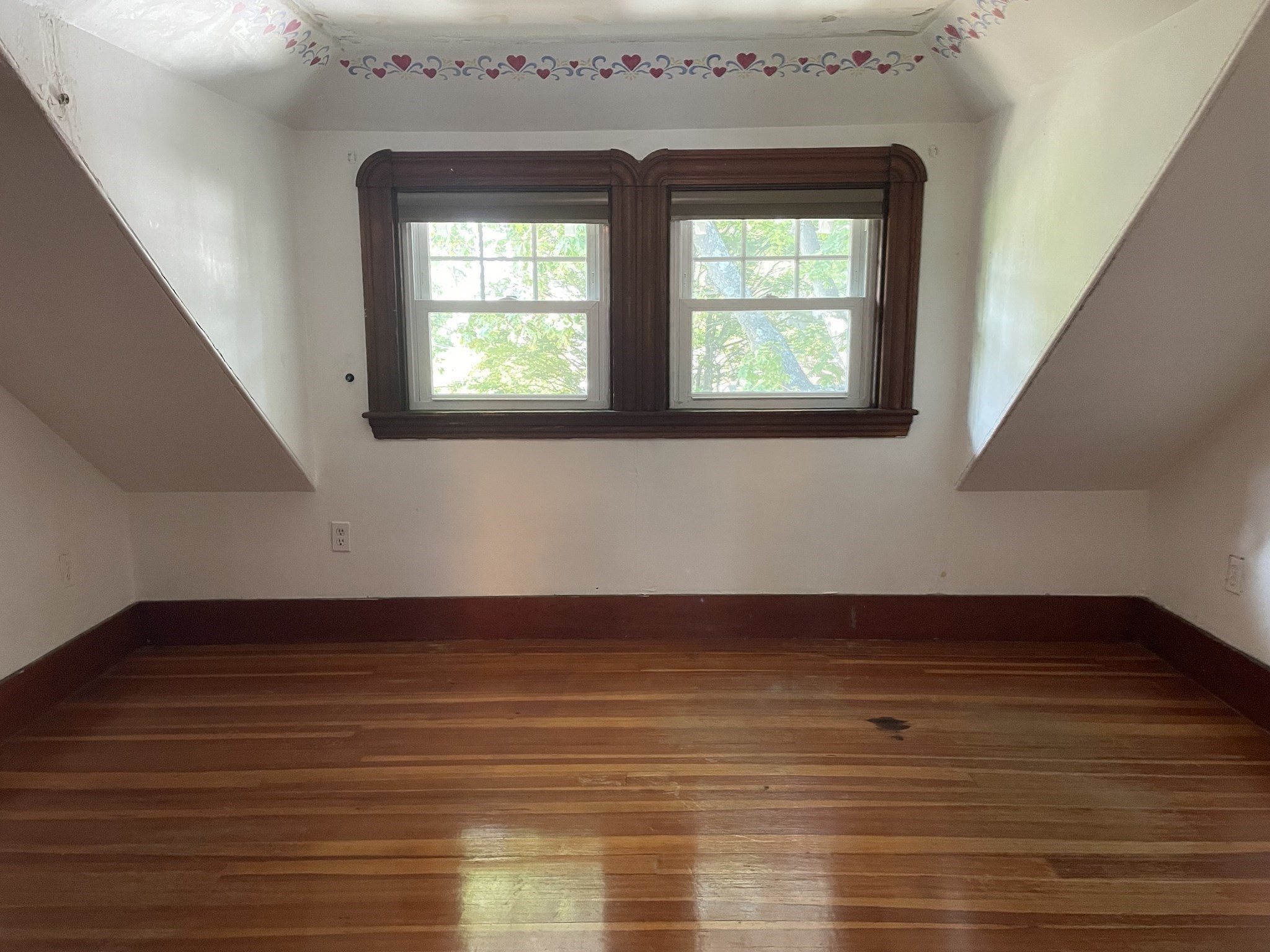 12 Tilton Ave Property Photo 32