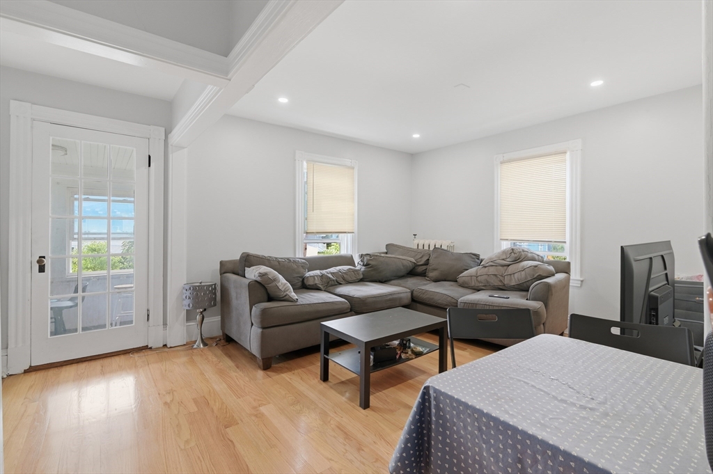 9 Vassall St Property Photo 4