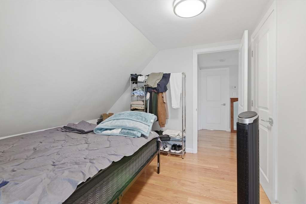 9 Vassall St Property Photo 15