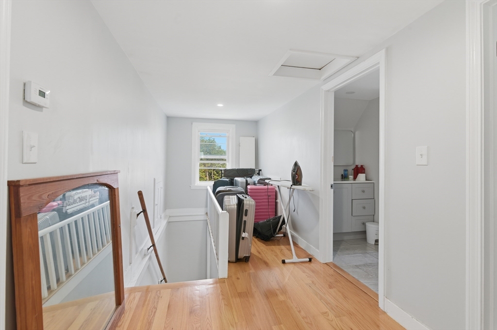 9 Vassall St Property Photo 21