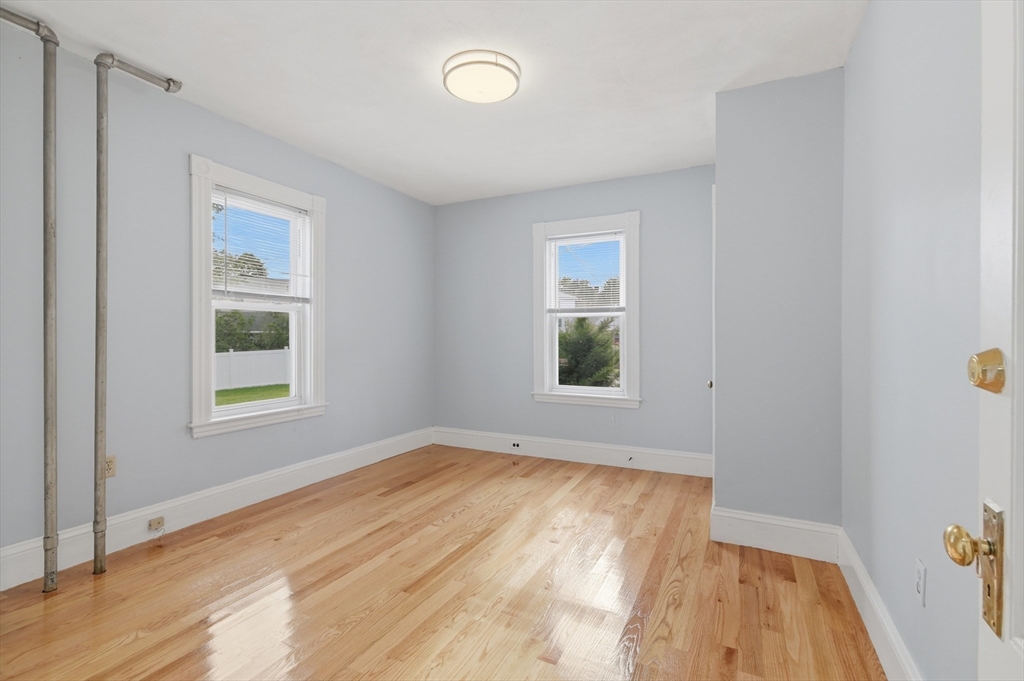 9 Vassall St Property Photo 30