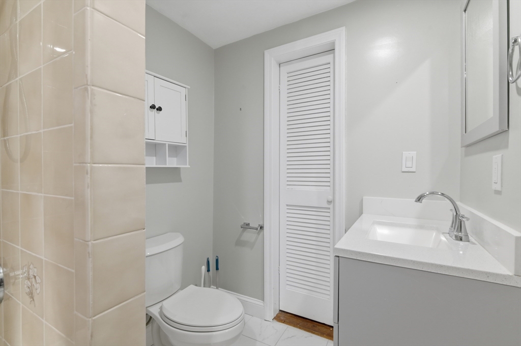 9 Vassall St Property Photo 37