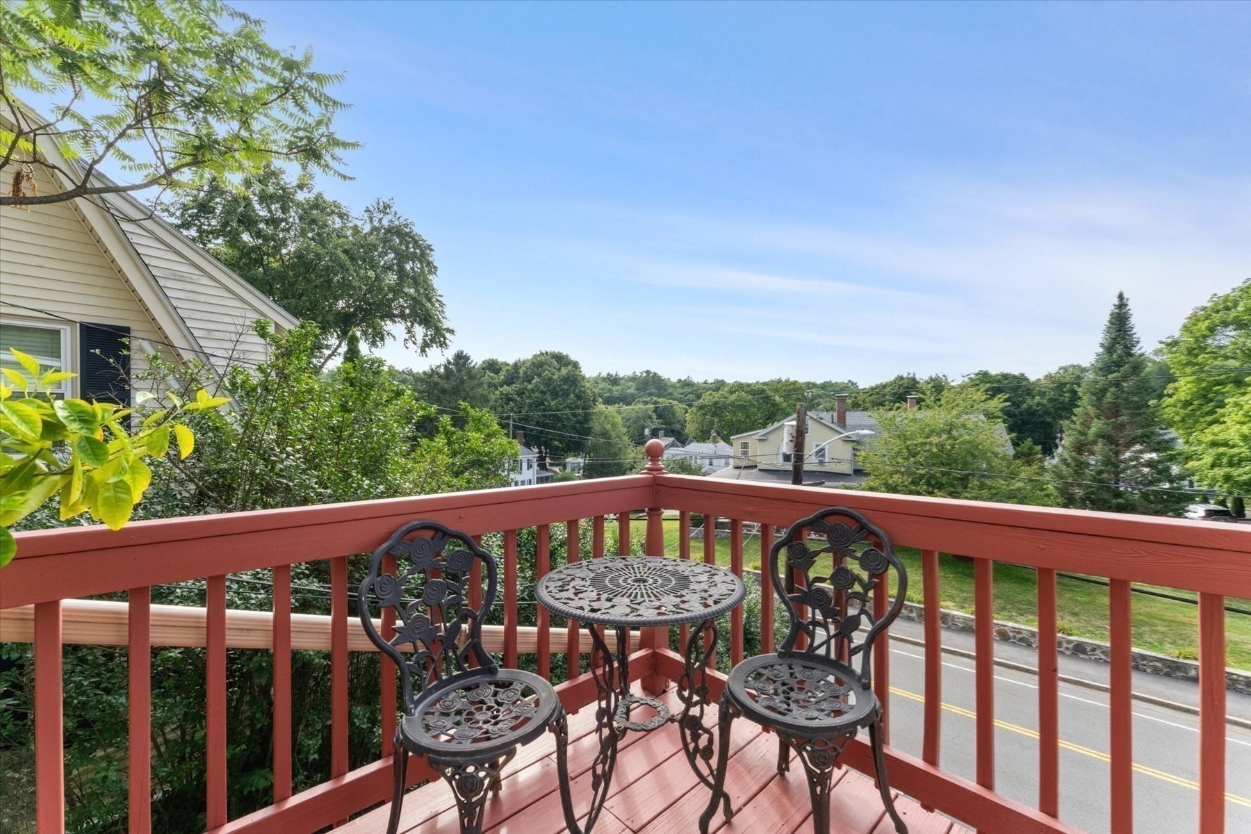 43 Elm St Property Photo 1