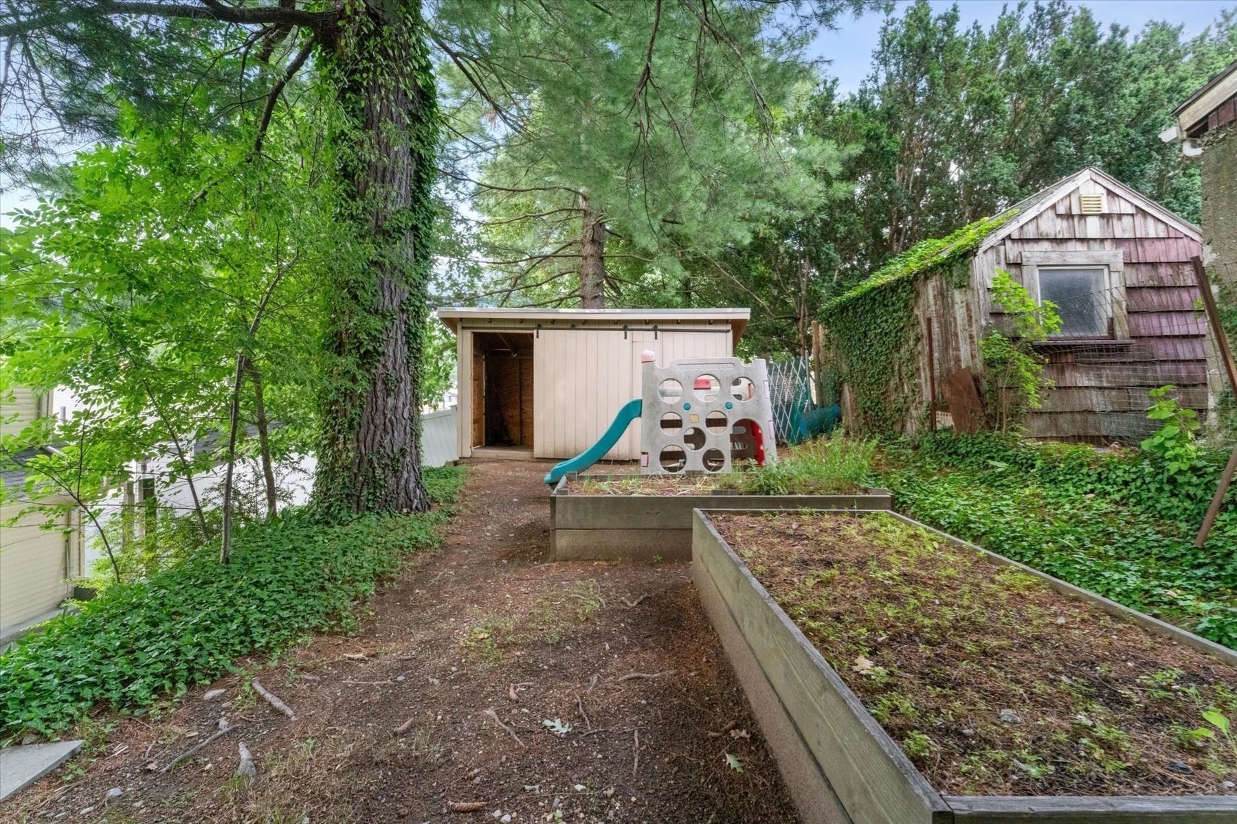 43 Elm St Property Photo 6
