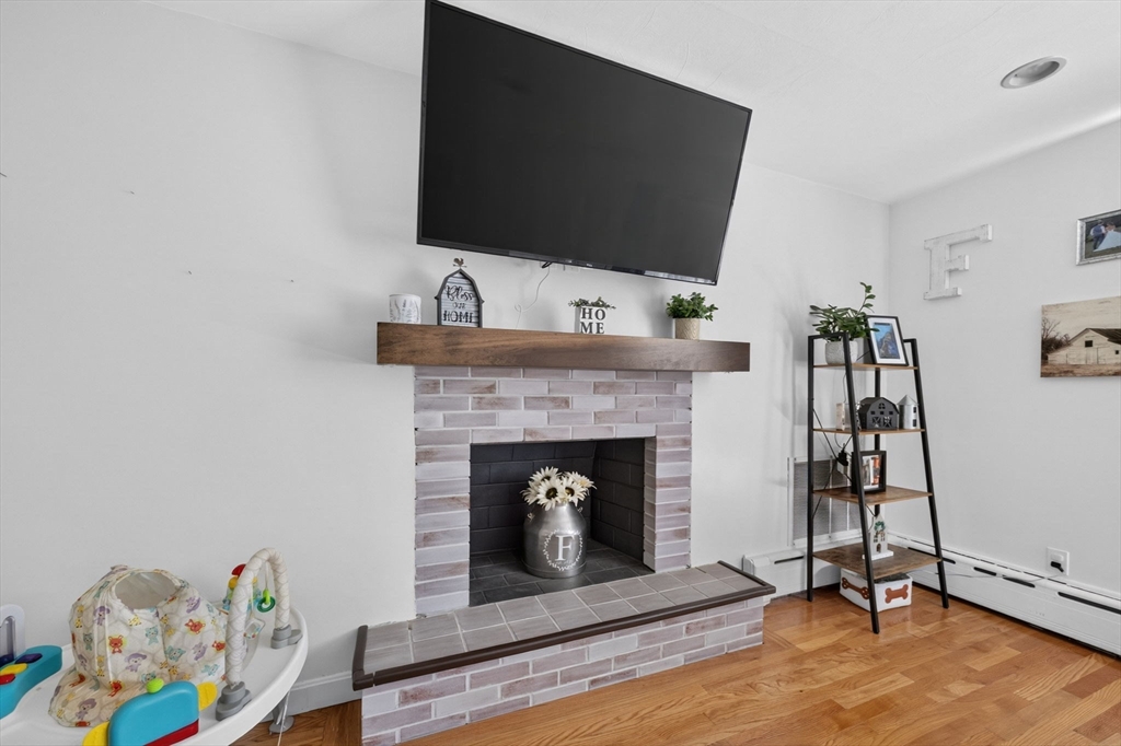84 Evans Street Property Photo 4