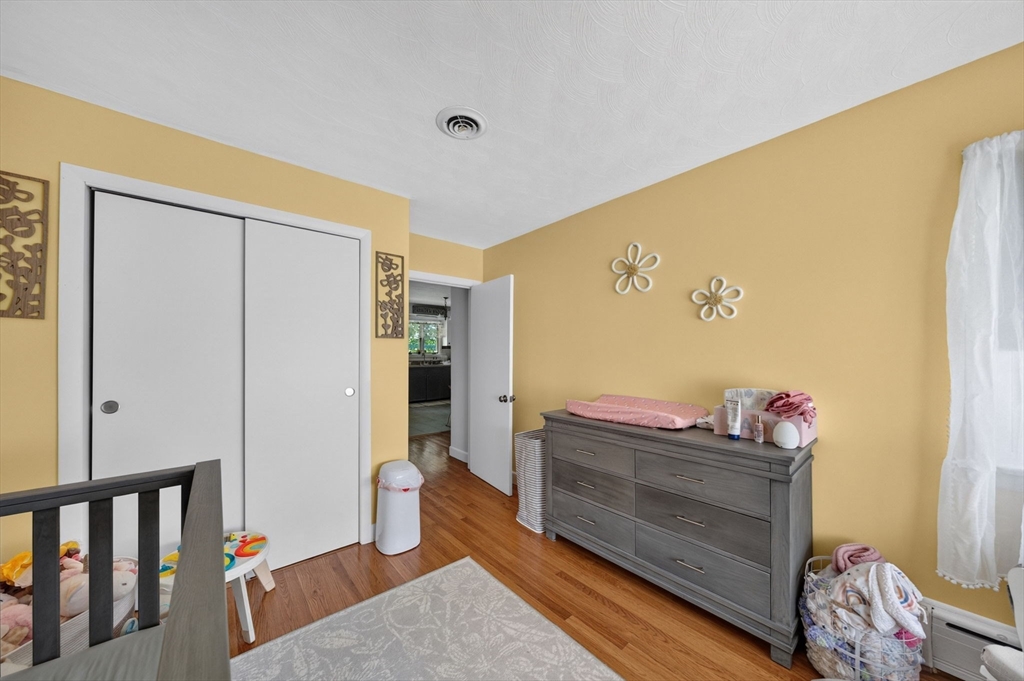 84 Evans Street Property Photo 17