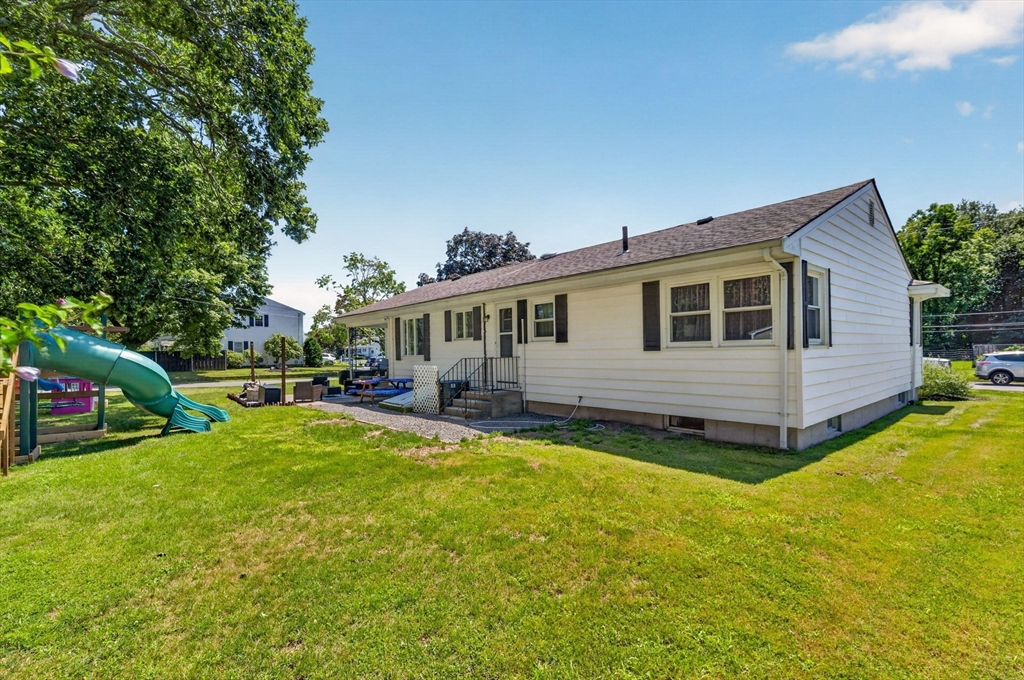 84 Evans Street Property Photo 25