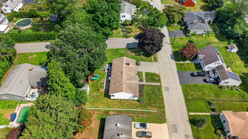 84 Evans Street Property Photo 40