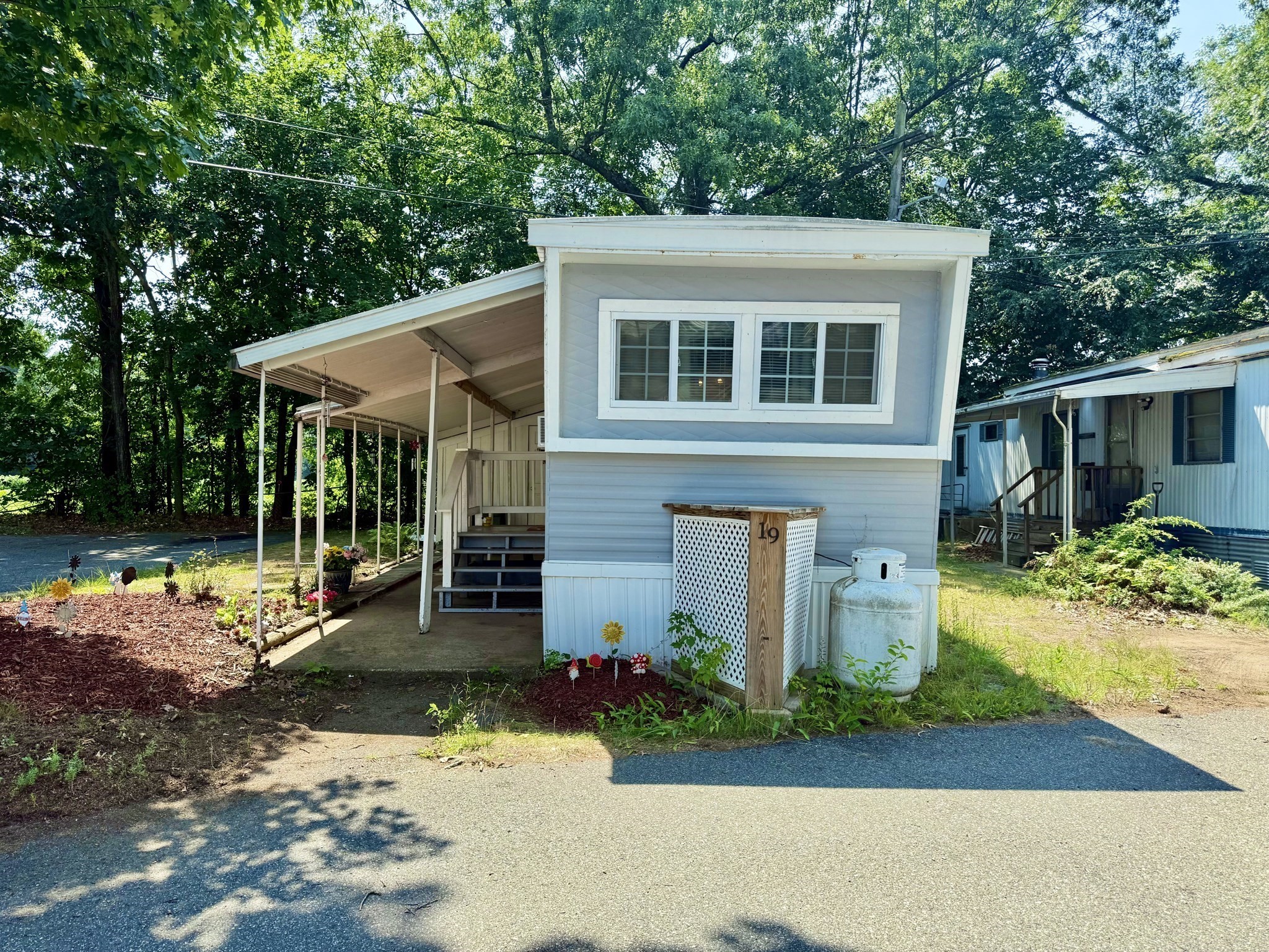 404 Southwick Rd # 19 Property Photo 13