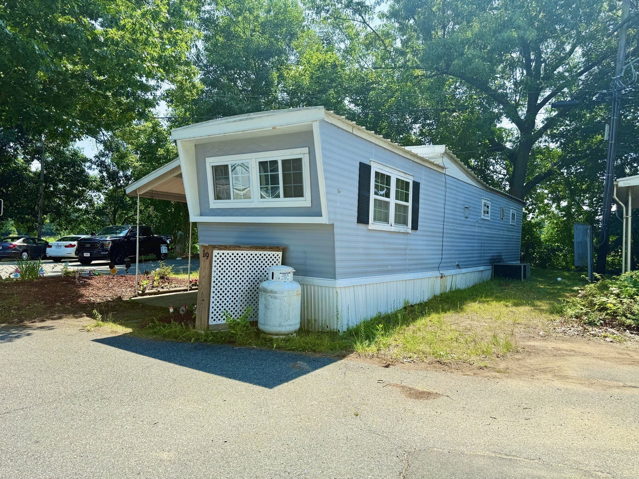 404 Southwick Rd # 19 Property Photo 14