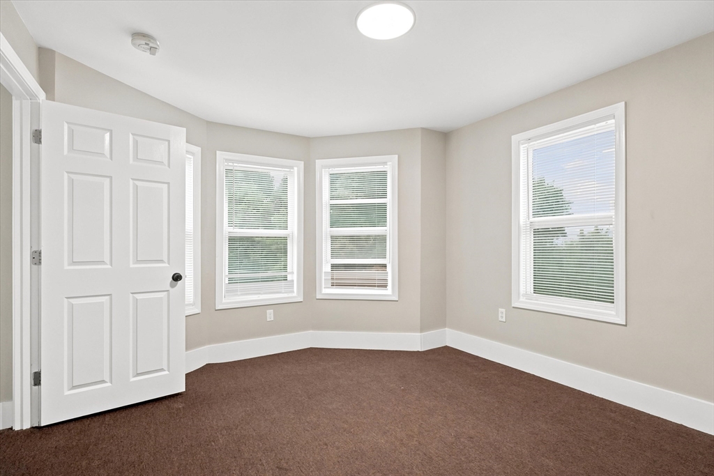 24 Walnut St Property Photo 23