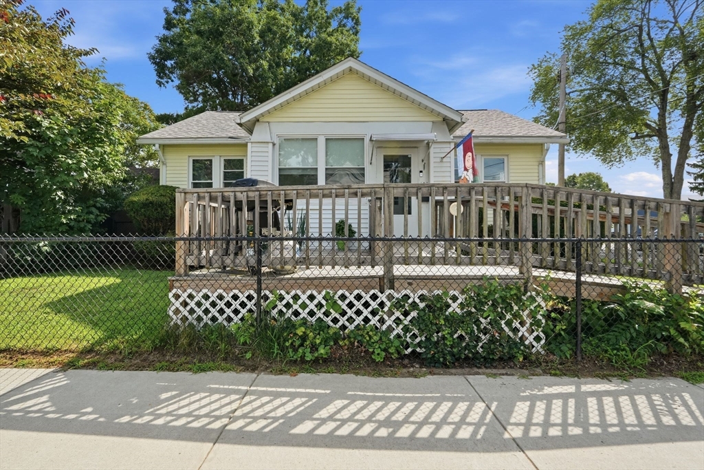 103 Duryea St Property Photo 1