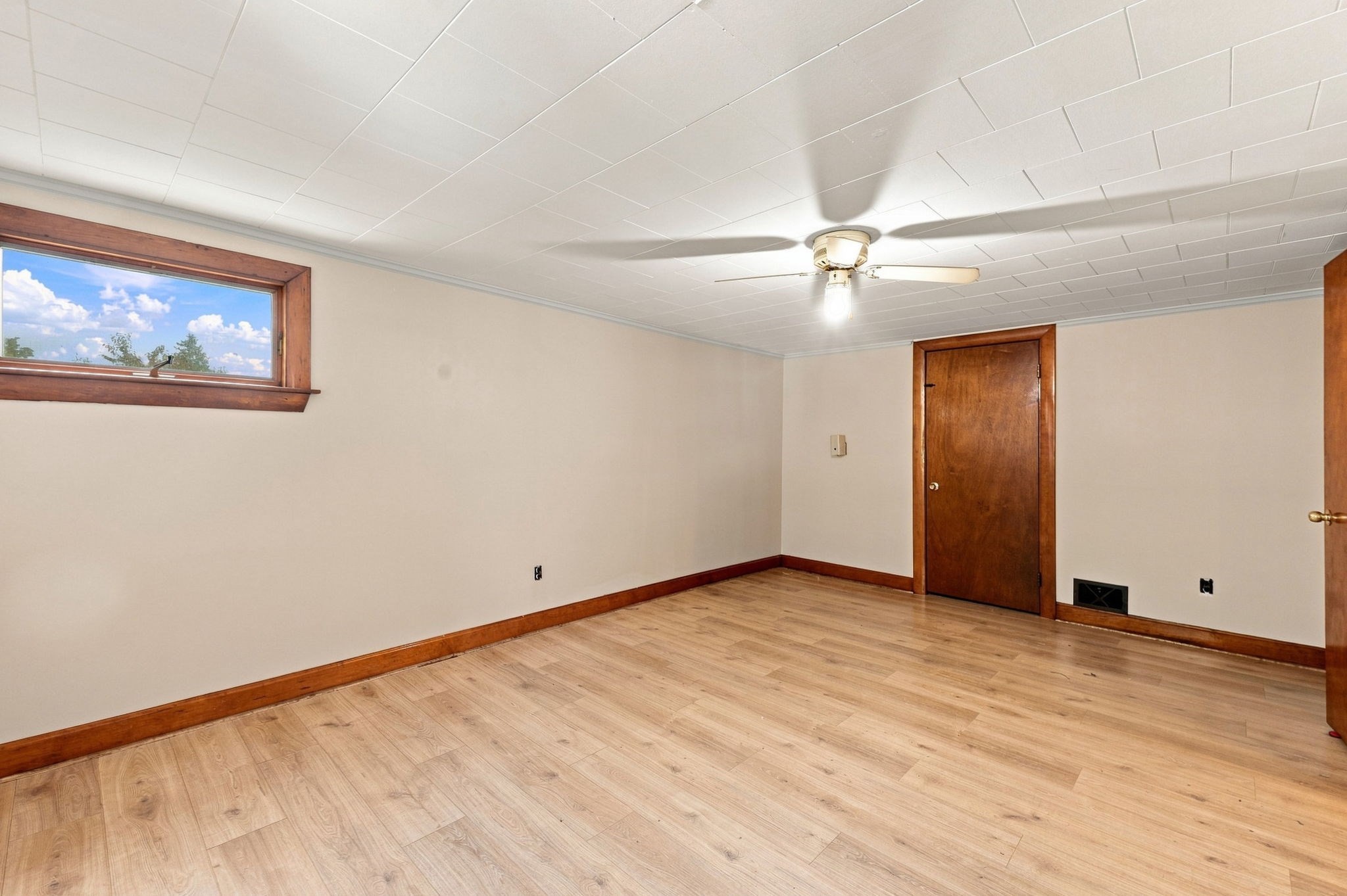 124 E Meadow Rd Property Photo 32