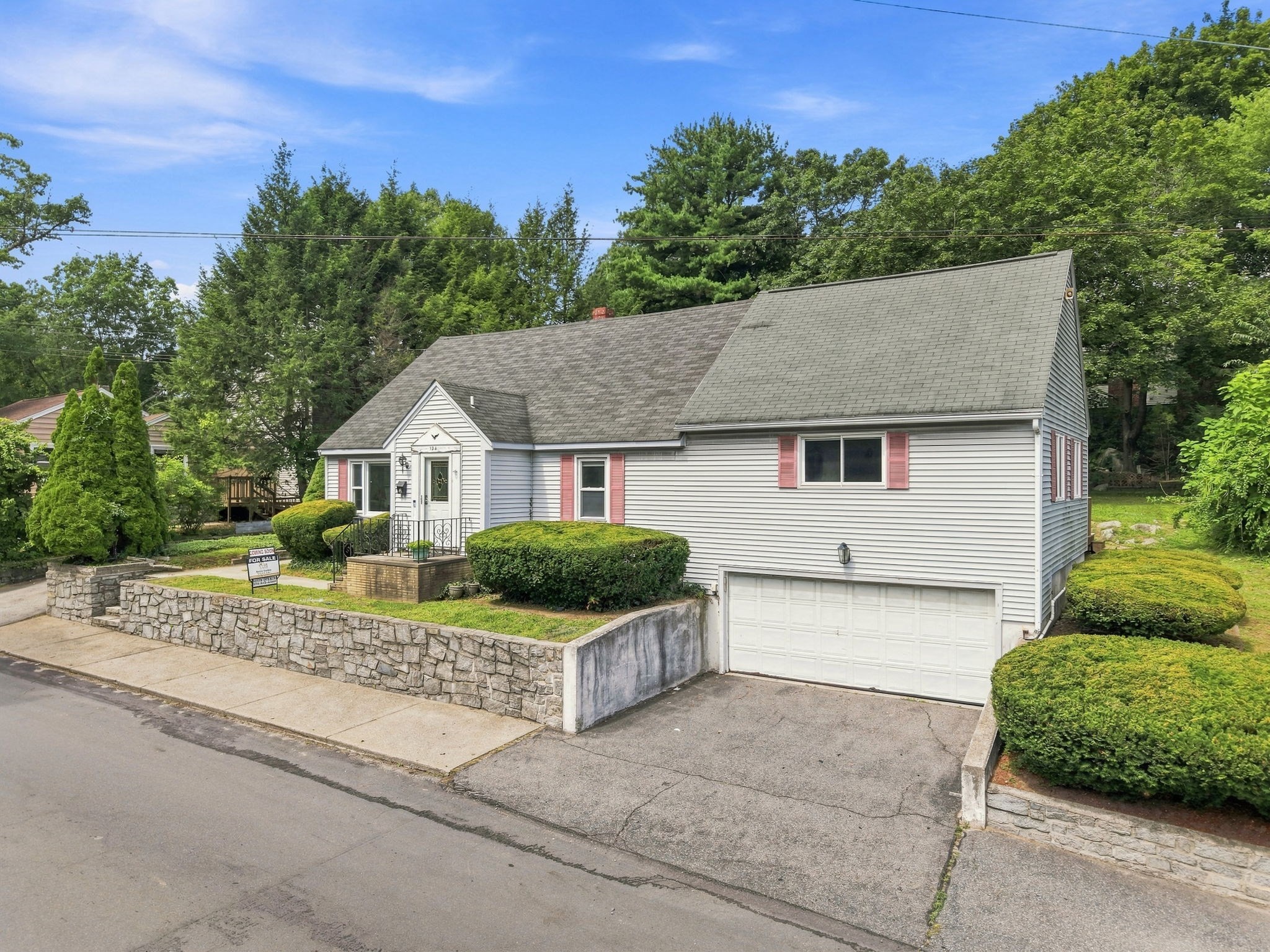 124 E Meadow Rd Property Photo 42