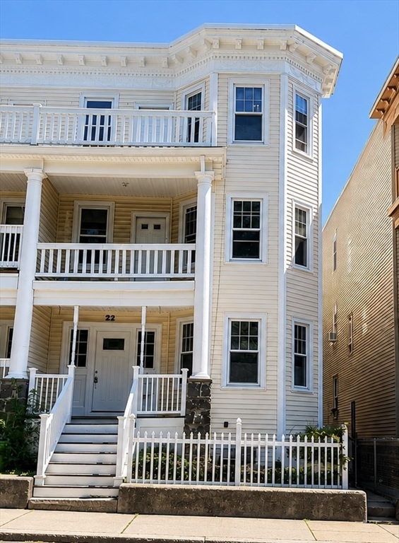 22 Fernboro St Property Photo 1