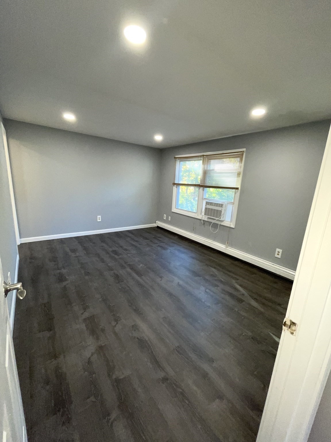 610 S Franklin St # C304 Property Photo 17