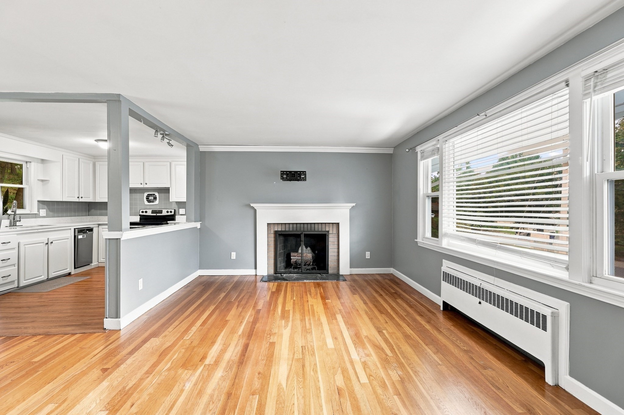 28 Hilltop Circle Property Photo 11