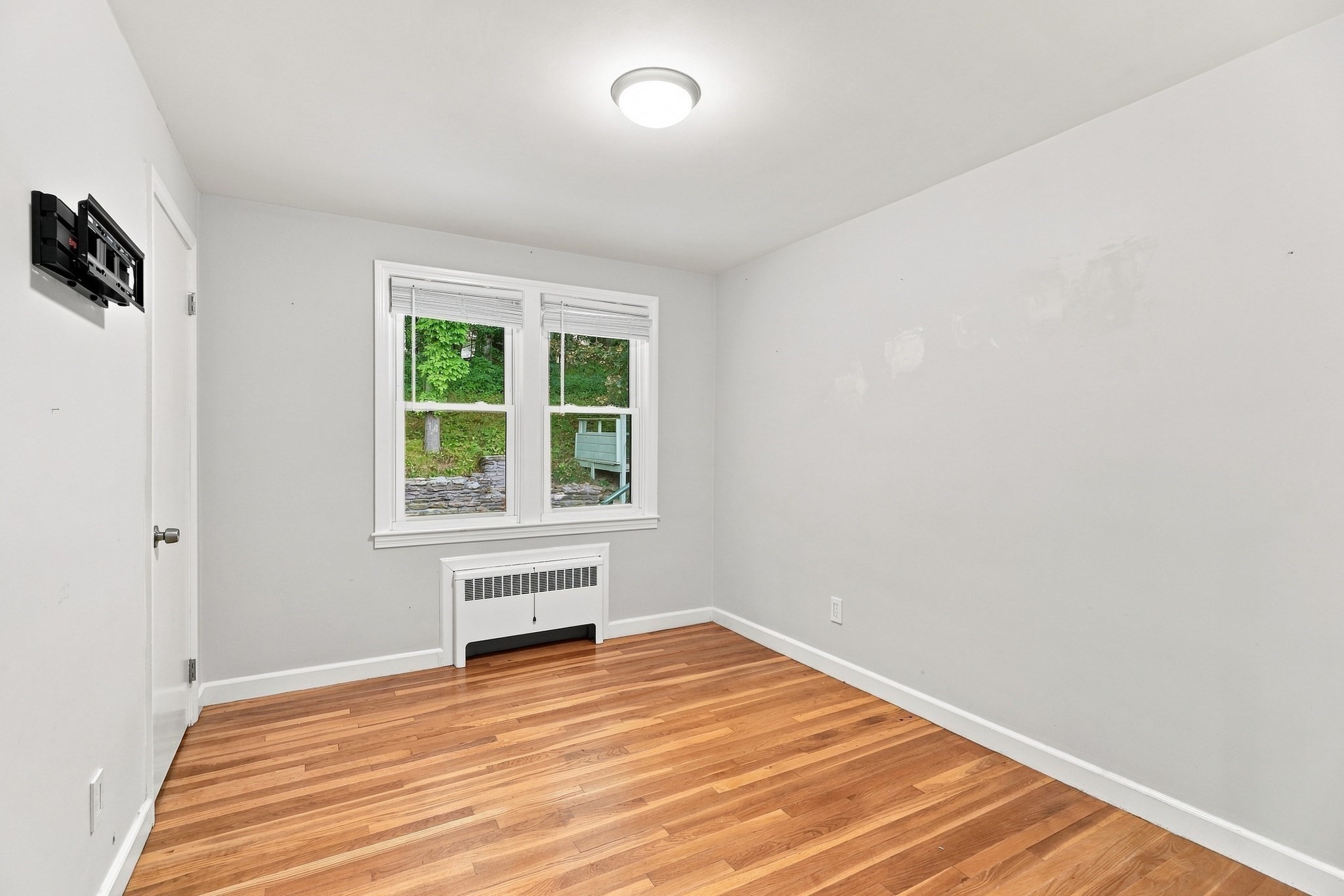 28 Hilltop Circle Property Photo 18