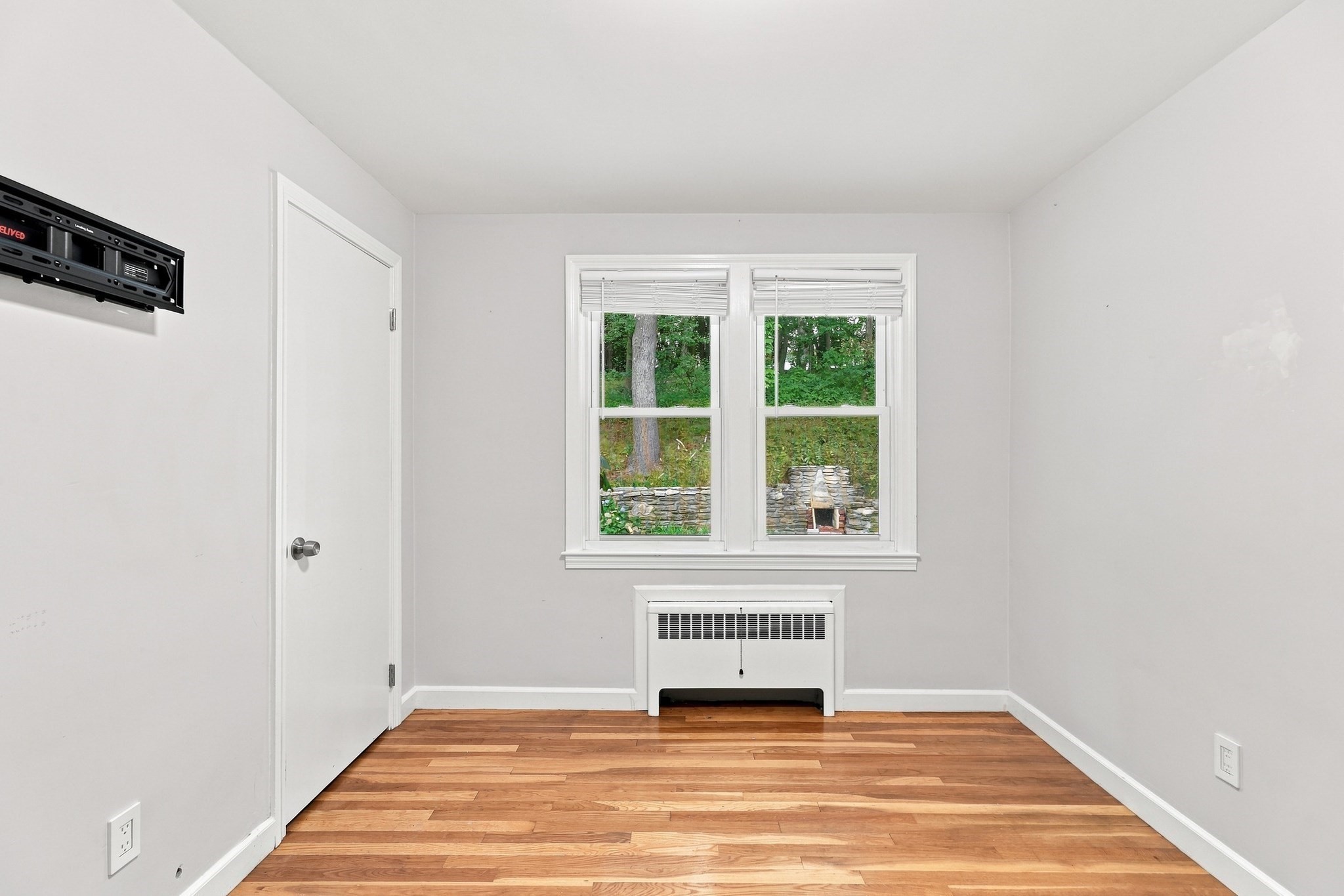 28 Hilltop Circle Property Photo 19