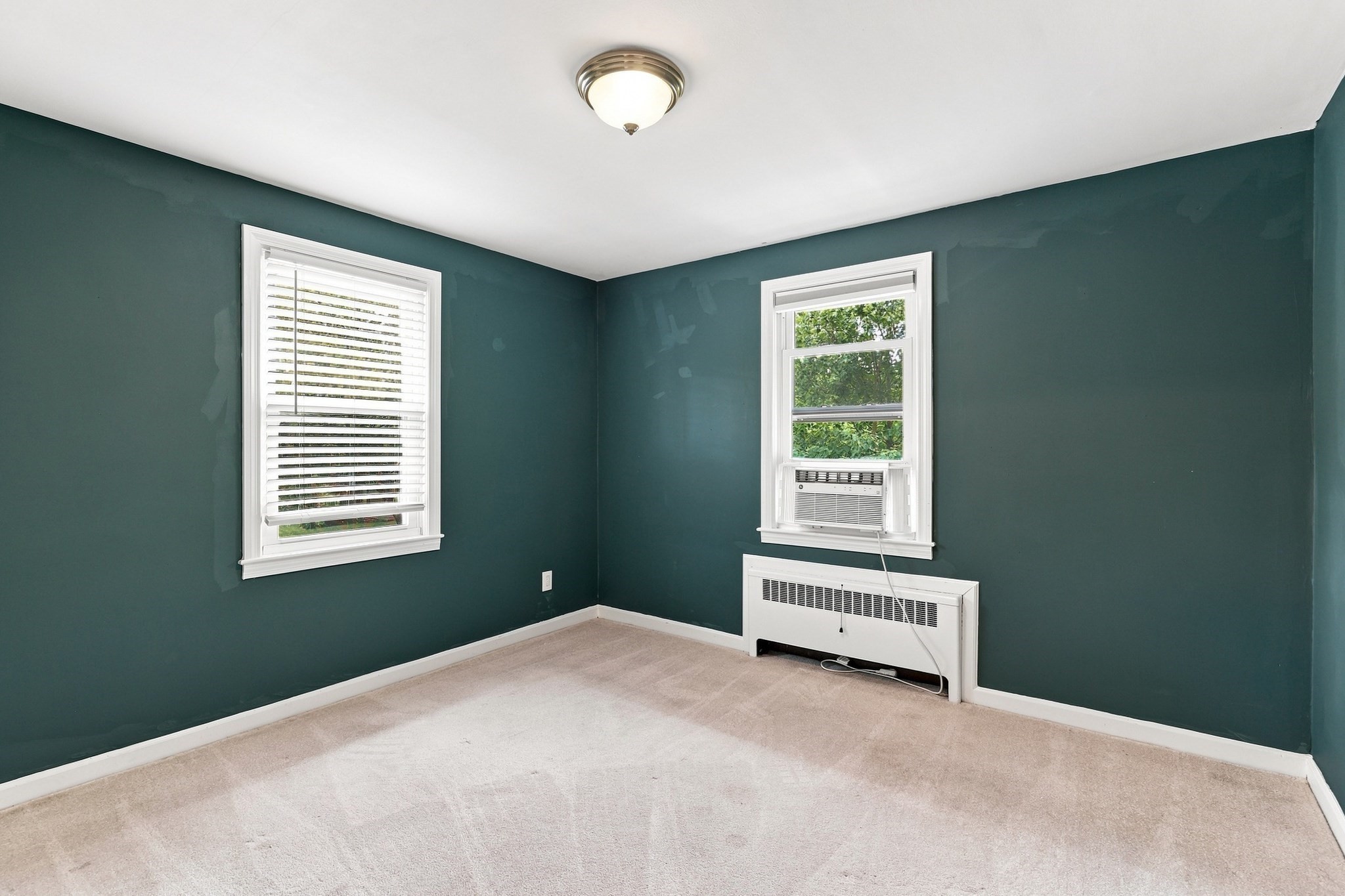 28 Hilltop Circle Property Photo 29