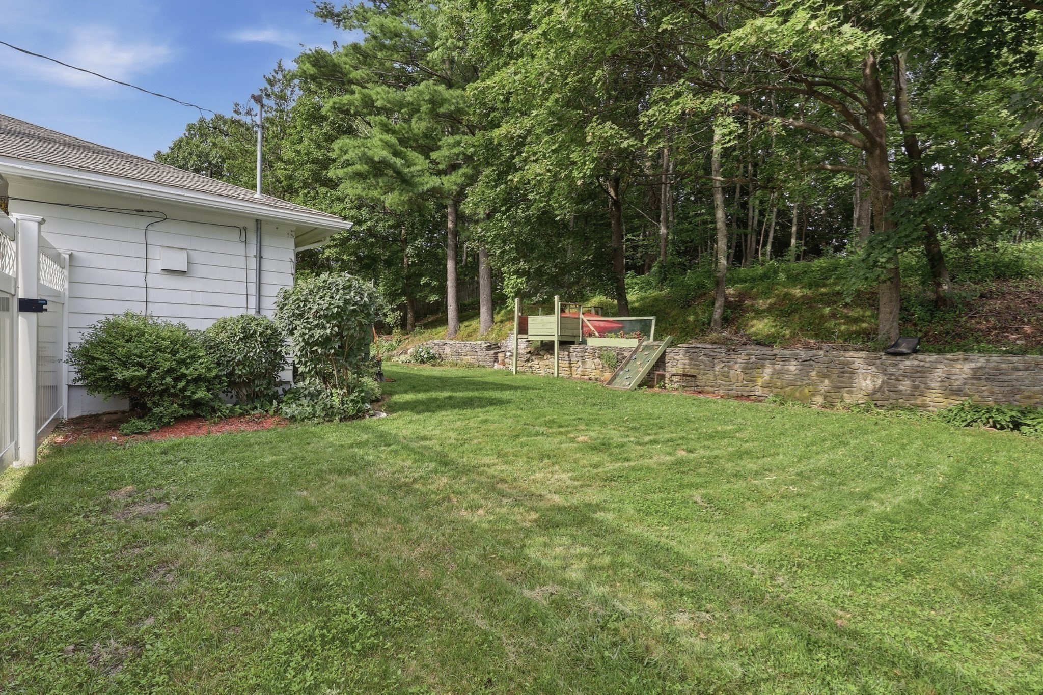 28 Hilltop Circle Property Photo 35