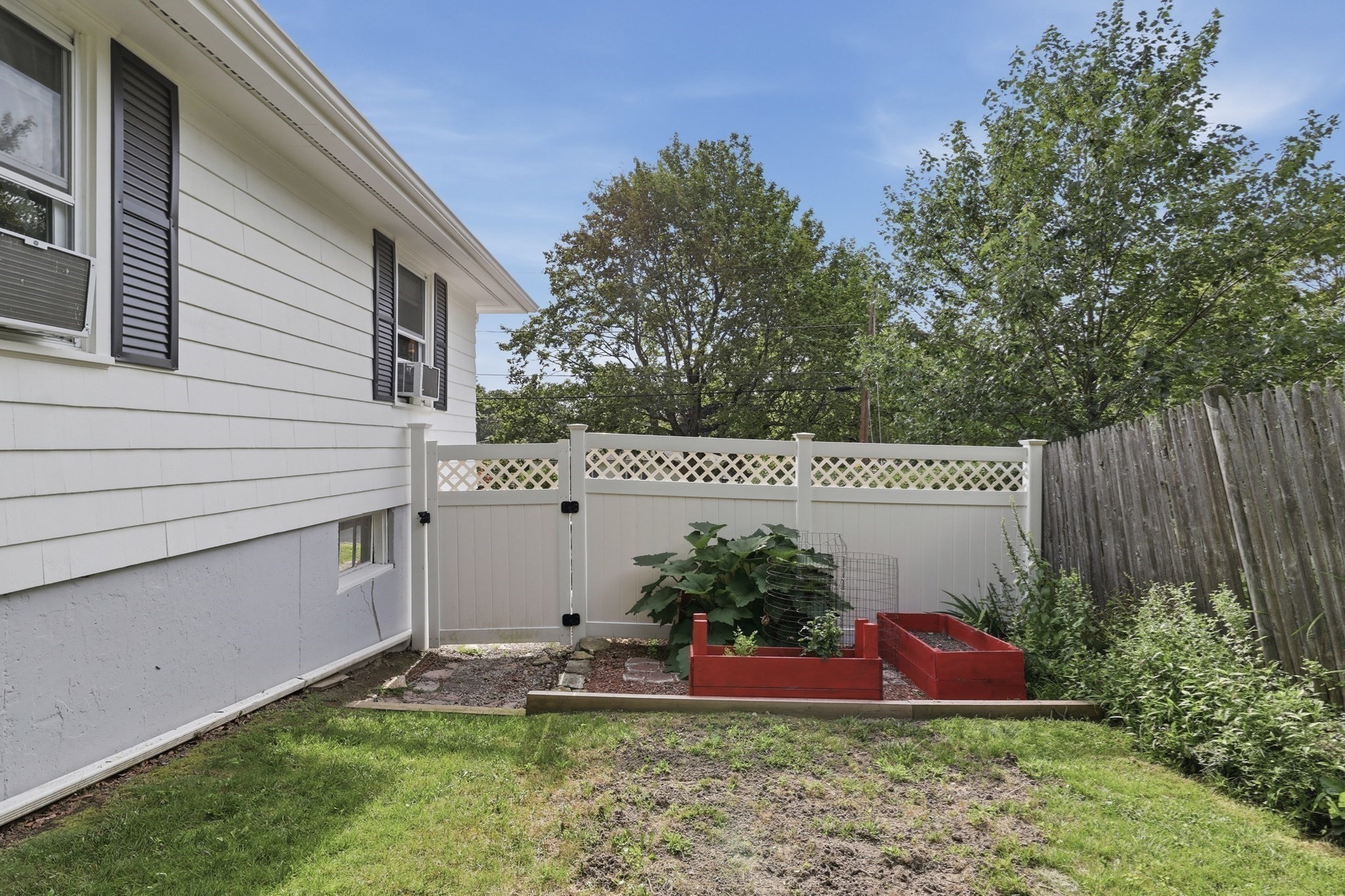 28 Hilltop Circle Property Photo 39