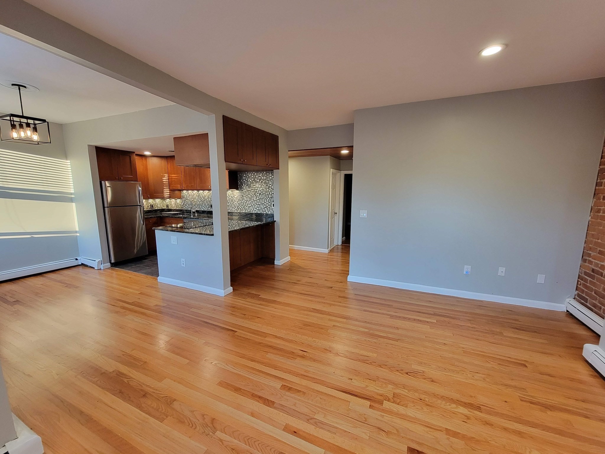 390 Riverway # 16 Property Photo 5