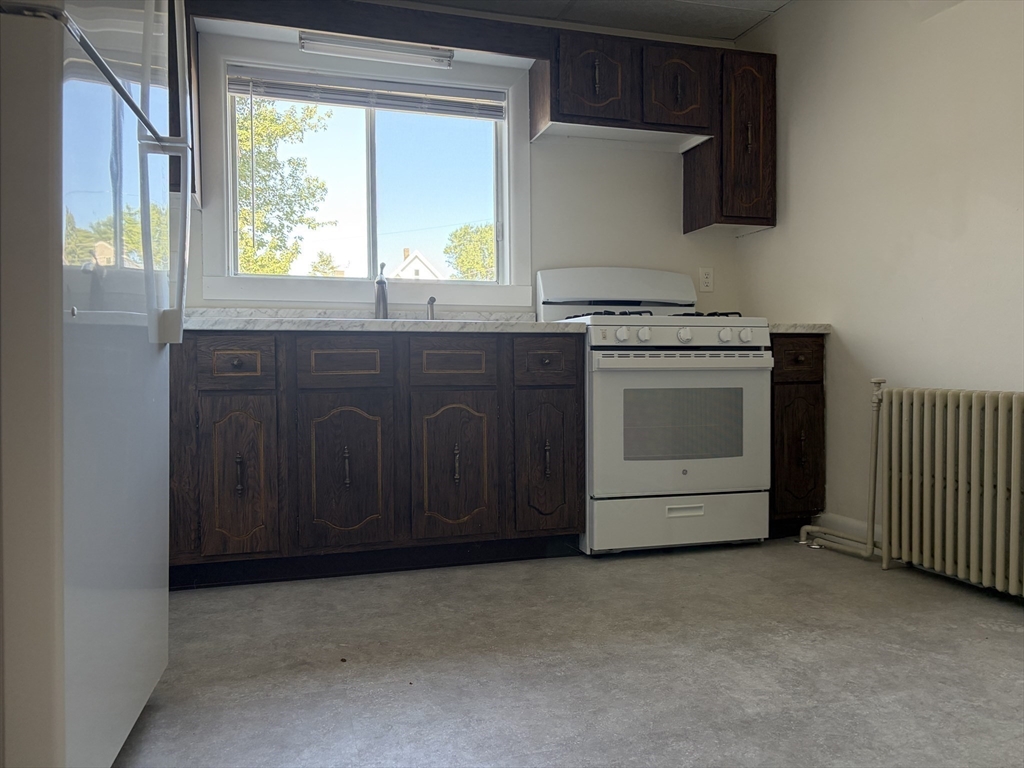42 Genesse Street Property Photo 8