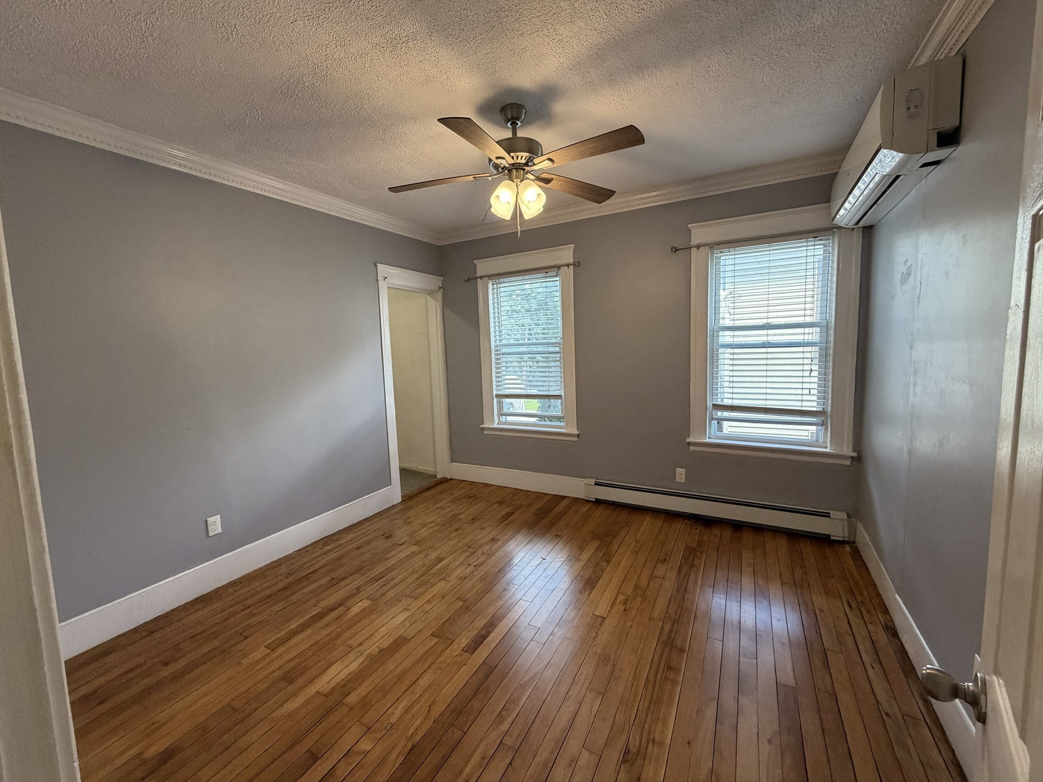 20 Creston # 1 Property Photo 10