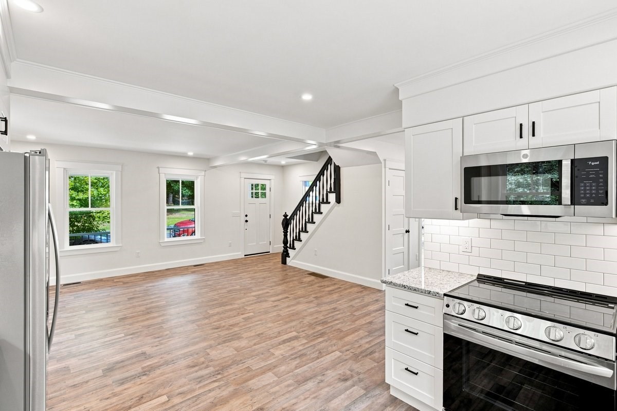 21 King Street Property Photo 10