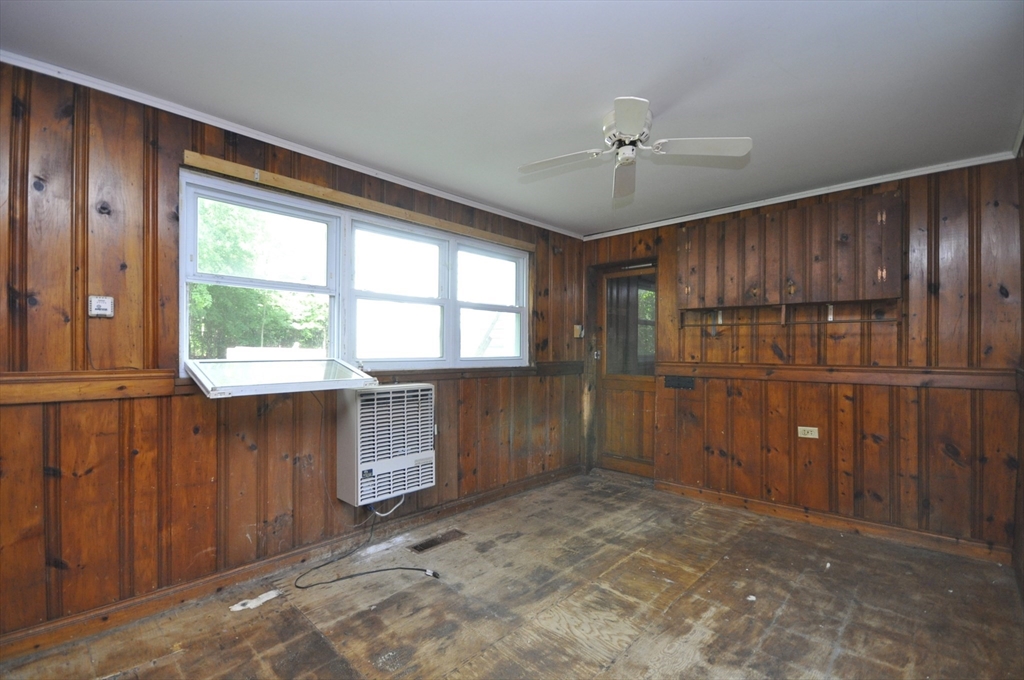 336 Plymouth St Property Photo 15