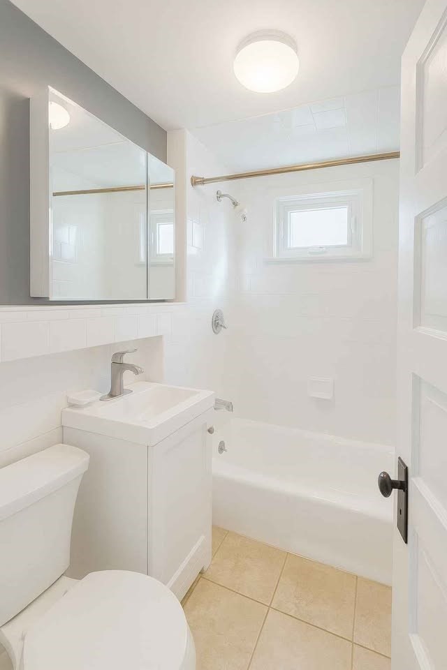 87 Undine Ave # 1 Property Photo 4