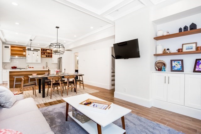 111 Trowbridge St # 7 Property Photo 1