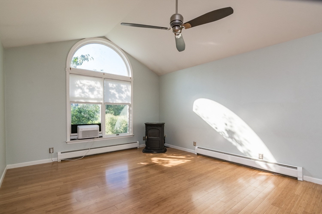 4 Phillips Place Property Photo 12