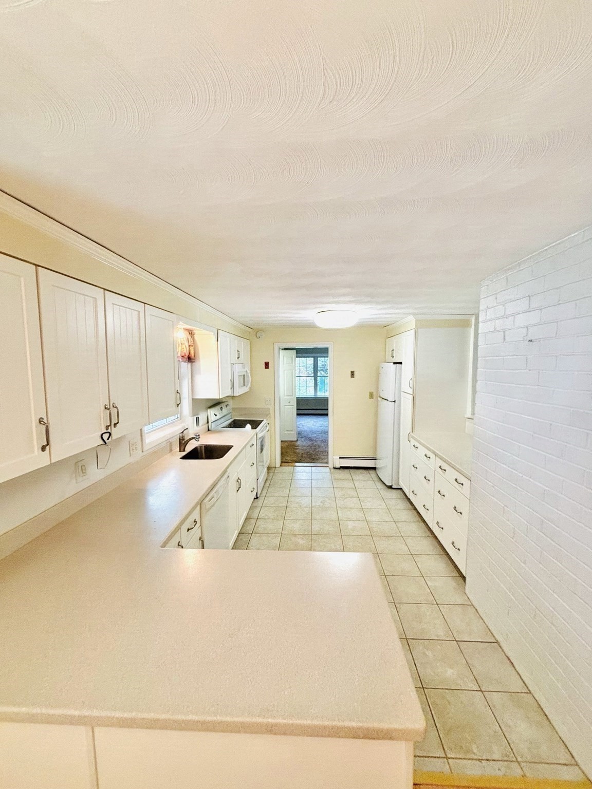47 Eaton Rd Property Photo 8