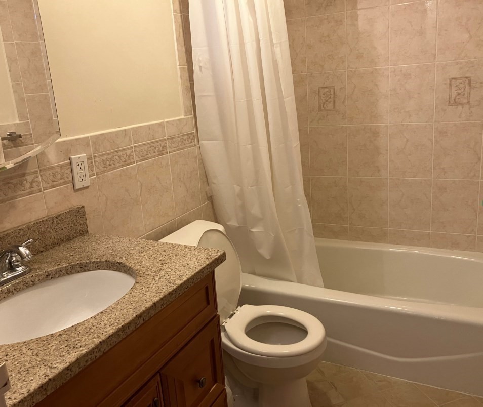 94 Beacon # 53 Property Photo 4
