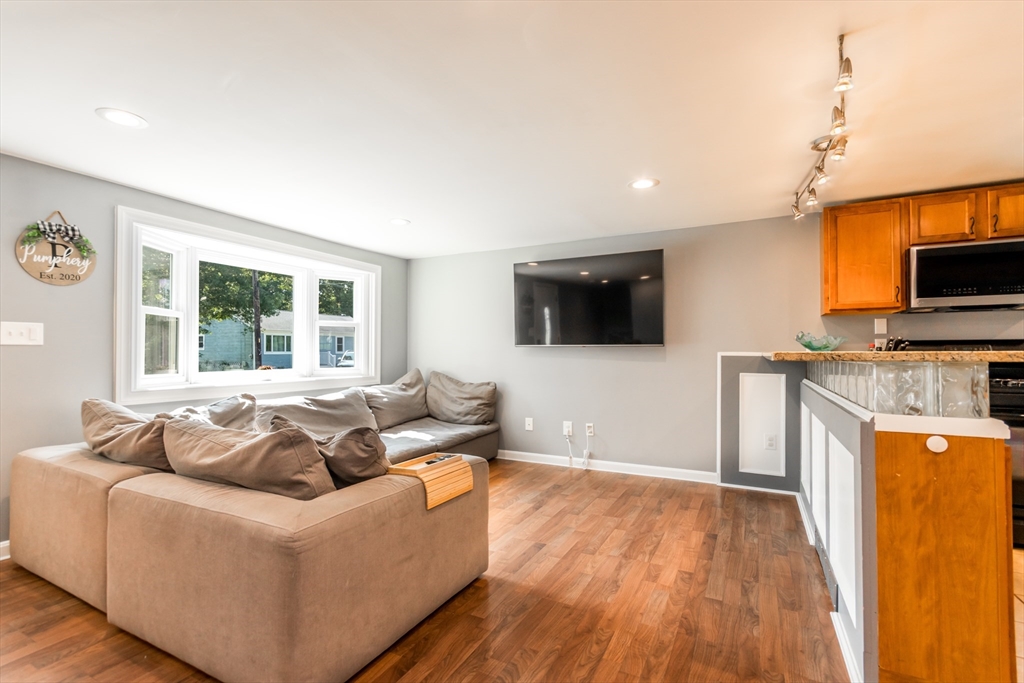 4 Standish Ave Property Photo 4